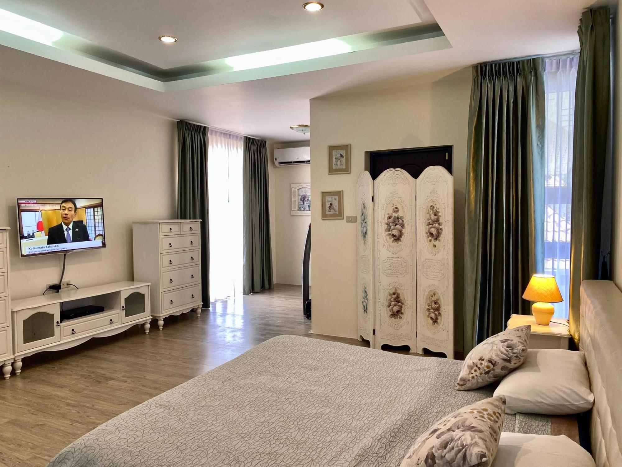 Tw Marina Pool Villa Паттайя Экстерьер фото